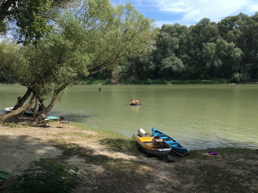 Nagymaros Nomad bar 1692